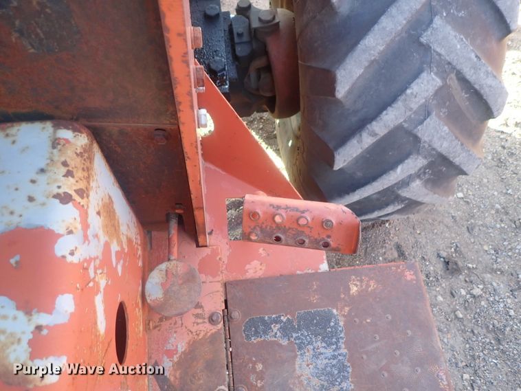 image for item DI7336 1984 Ditch Witch 6510  trencher