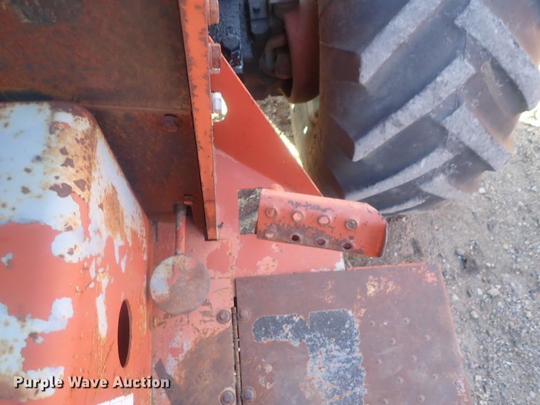 image for item DI7336 1984 Ditch Witch 6510  trencher