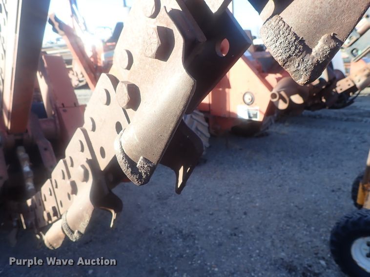 image for item DI7336 1984 Ditch Witch 6510  trencher
