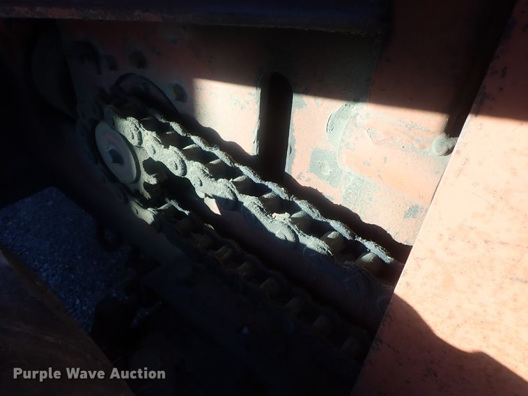 image for item DI7336 1984 Ditch Witch 6510  trencher