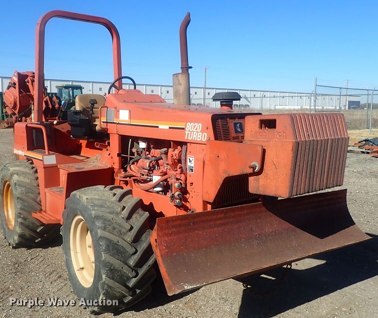 image for item DI7337 2000 Ditch Witch 8020  cable plow