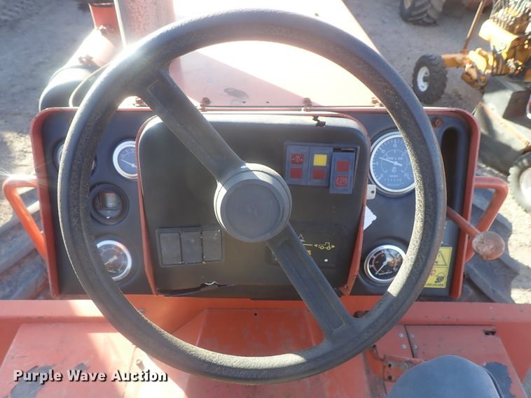 image for item DI7337 2000 Ditch Witch 8020  cable plow