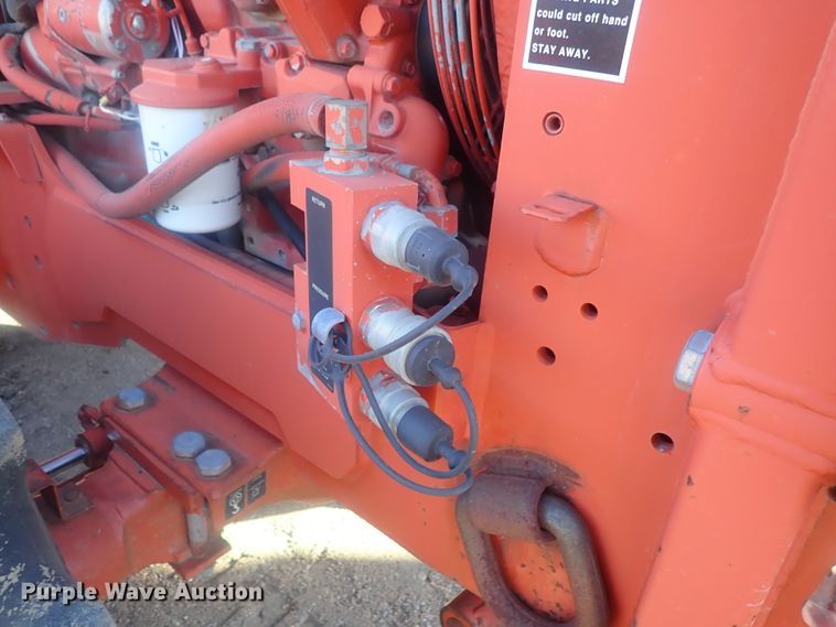 image for item DI7337 2000 Ditch Witch 8020  cable plow