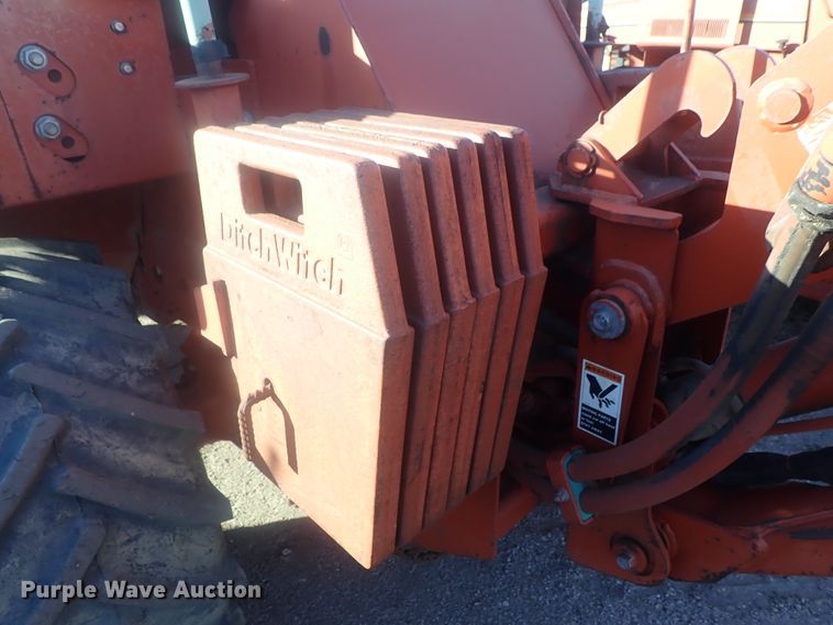 image for item DI7337 2000 Ditch Witch 8020  cable plow
