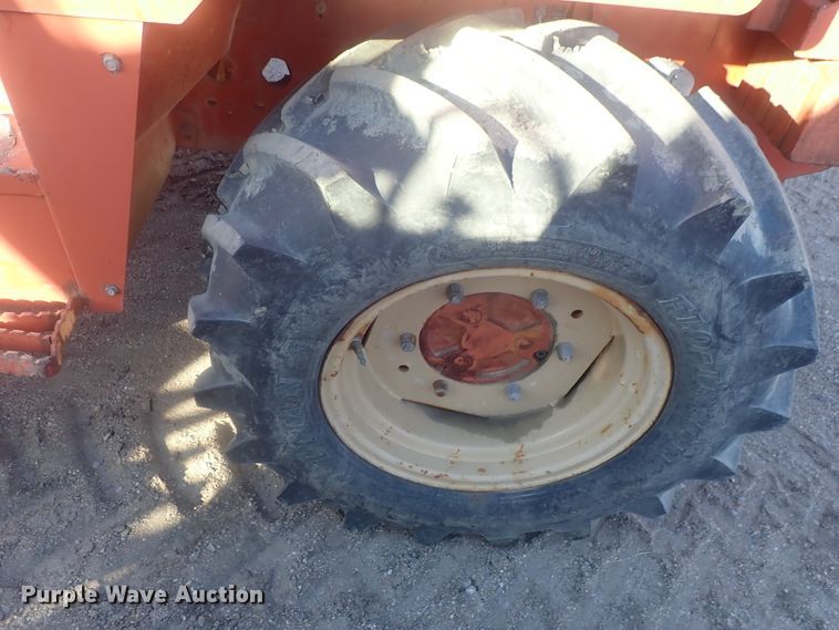 image for item DI7337 2000 Ditch Witch 8020  cable plow