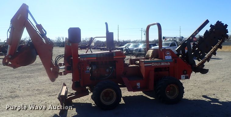 image for item DI7338 1997 Ditch Witch 7610  trencher