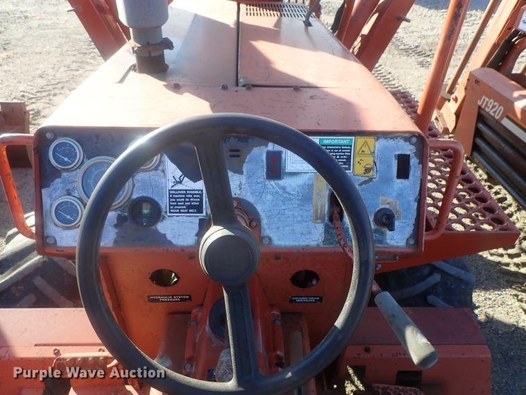 image for item DI7338 1997 Ditch Witch 7610  trencher