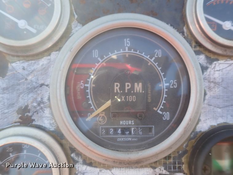 image for item DI7338 1997 Ditch Witch 7610  trencher