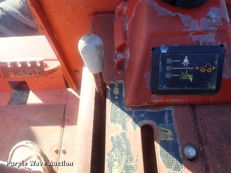 image for item DI7338 1997 Ditch Witch 7610  trencher