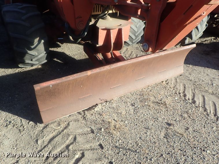 image for item DI7338 1997 Ditch Witch 7610  trencher