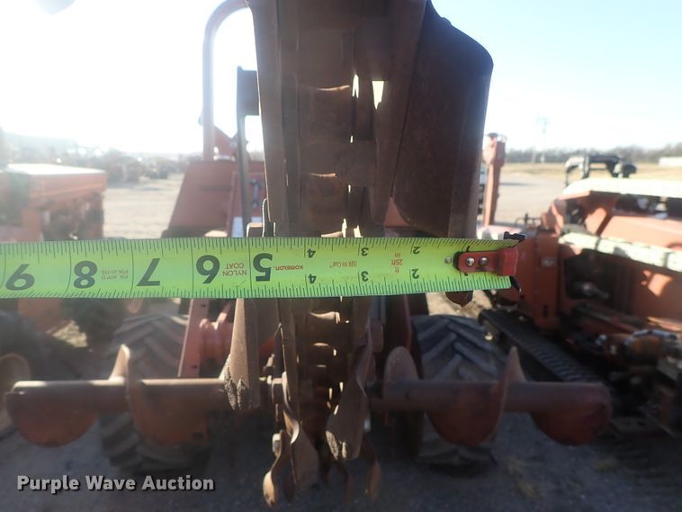 image for item DI7338 1997 Ditch Witch 7610  trencher