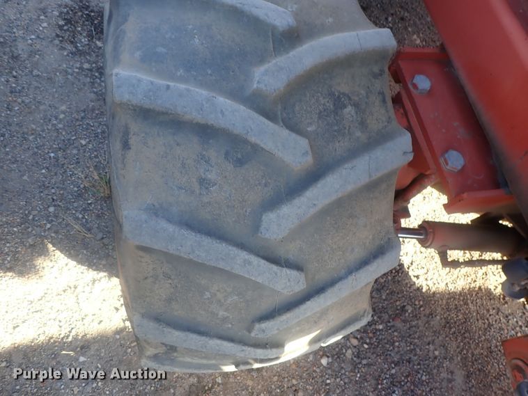 image for item DI7338 1997 Ditch Witch 7610  trencher