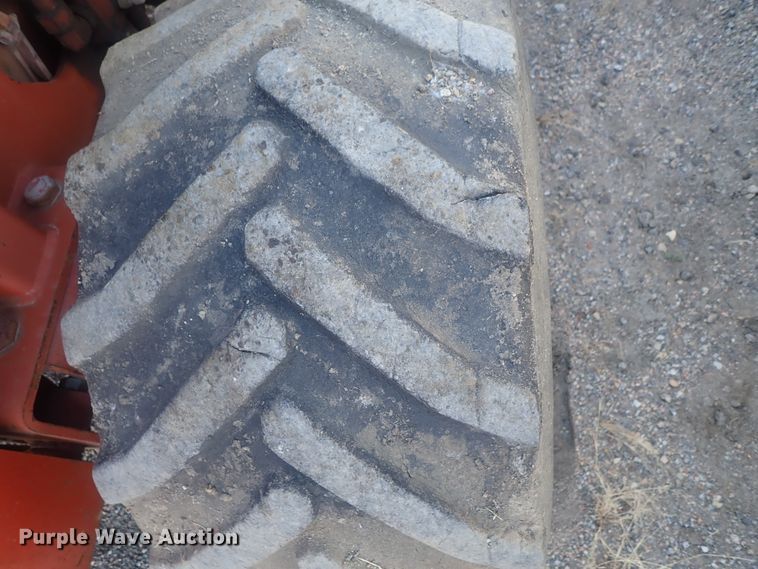 image for item DI7338 1997 Ditch Witch 7610  trencher