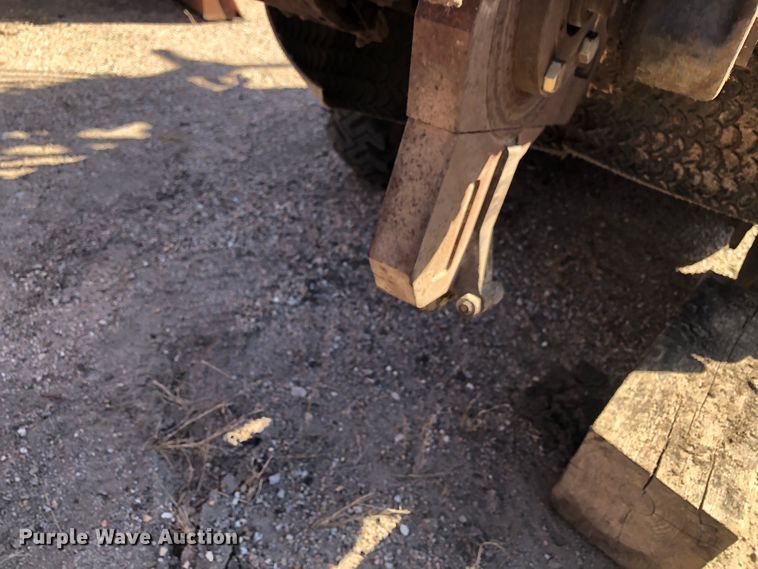 image for item DI7339 Carlton 2300-4  stump grinder