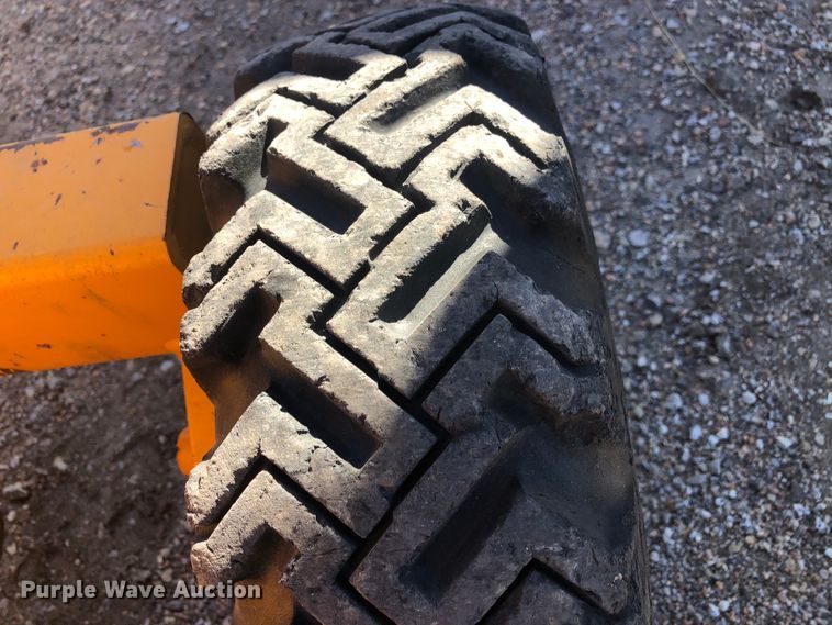 image for item DI7339 Carlton 2300-4  stump grinder