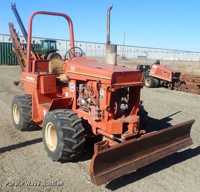 image for item DI7340 1986 Ditch Witch 4010  trencher
