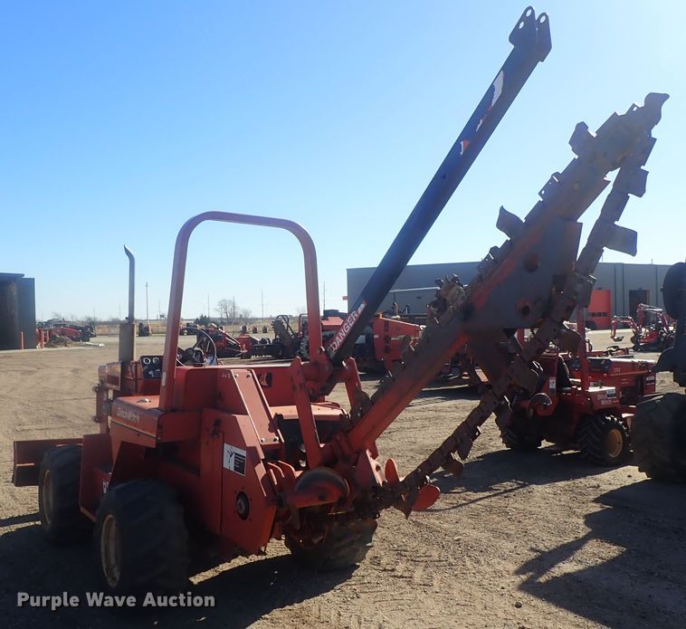 image for item DI7340 1986 Ditch Witch 4010  trencher