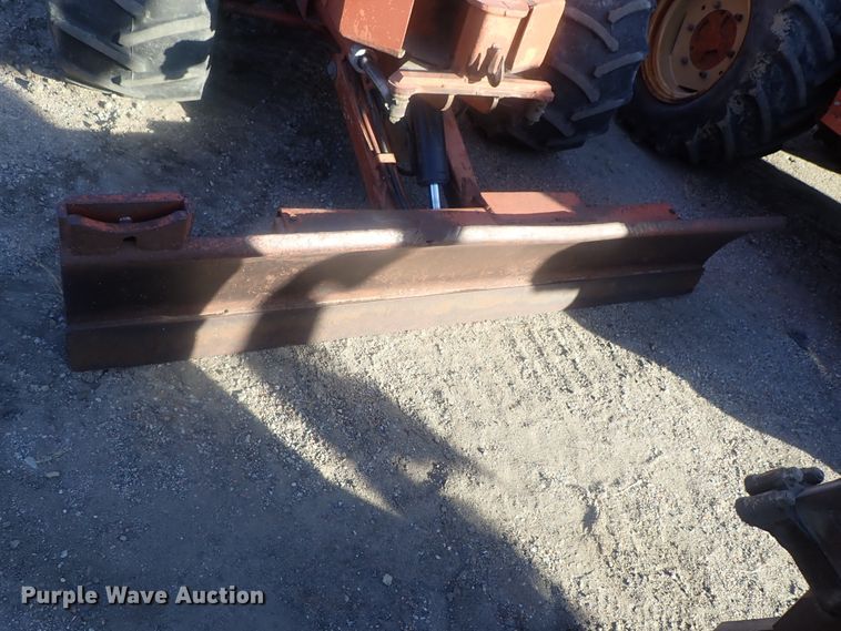 image for item DI7340 1986 Ditch Witch 4010  trencher