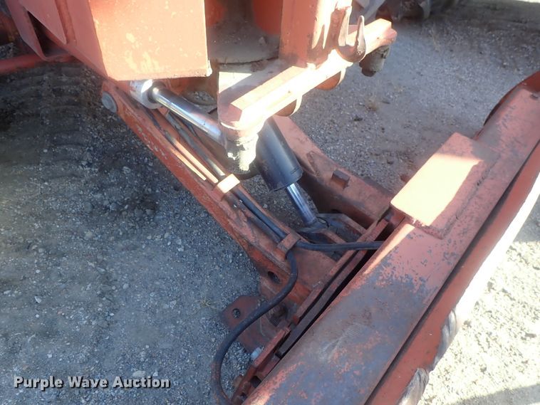 image for item DI7340 1986 Ditch Witch 4010  trencher