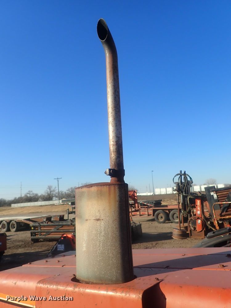 image for item DI7340 1986 Ditch Witch 4010  trencher