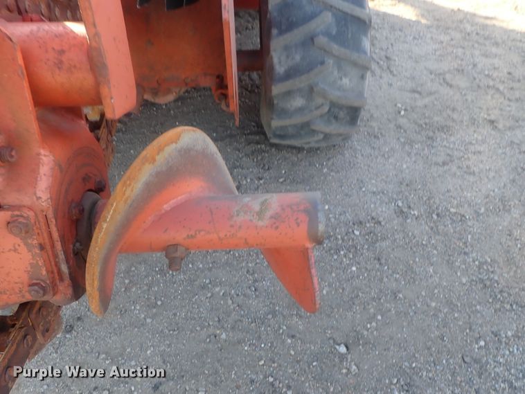 image for item DI7340 1986 Ditch Witch 4010  trencher
