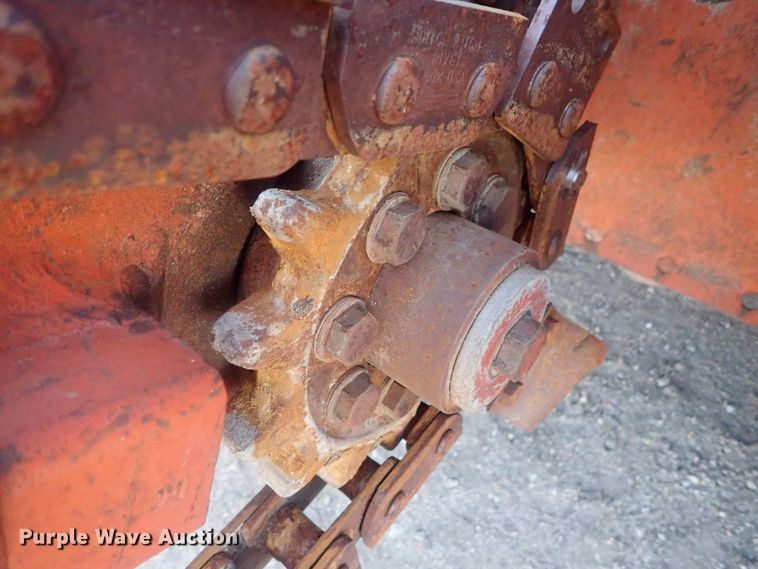 image for item DI7340 1986 Ditch Witch 4010  trencher