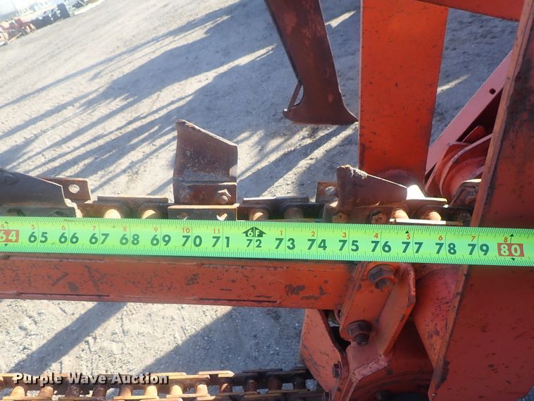 image for item DI7340 1986 Ditch Witch 4010  trencher