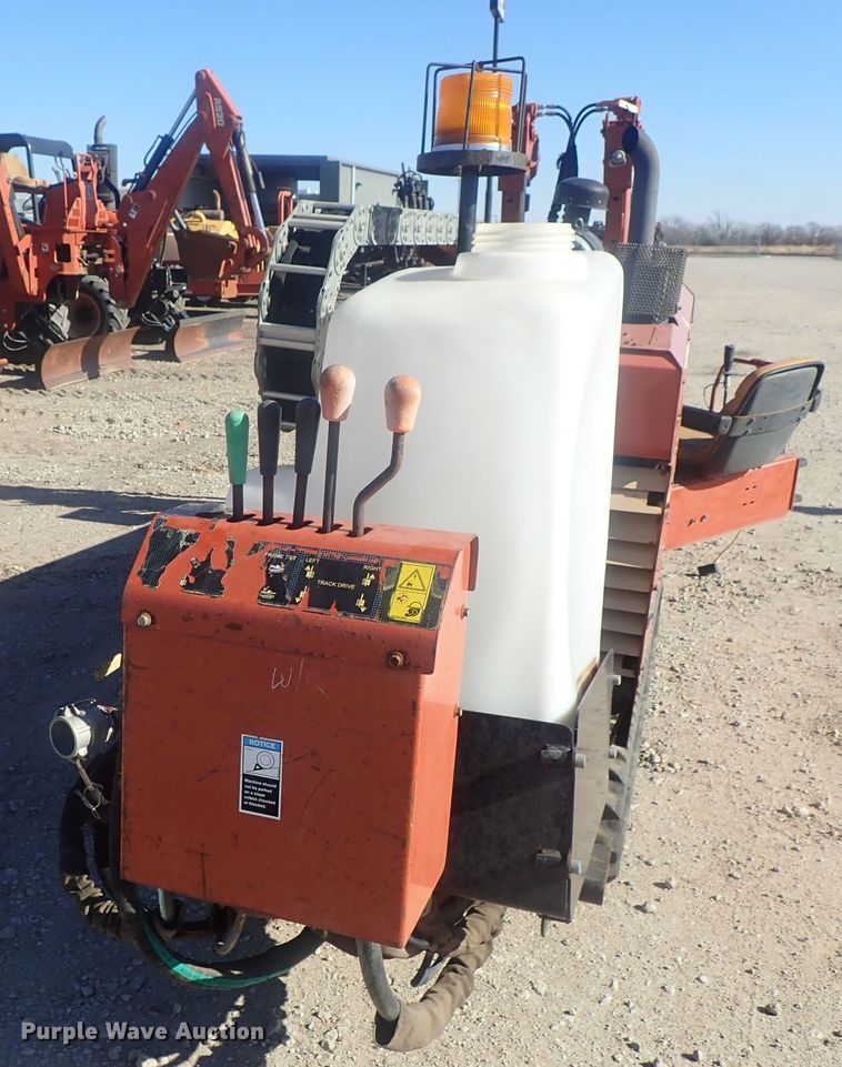 image for item DI7343 1999 Ditch Witch JT920  directional boring unit