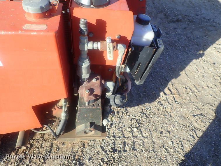 image for item DI7344 2000 Ditch Witch JT520  directional boring unit