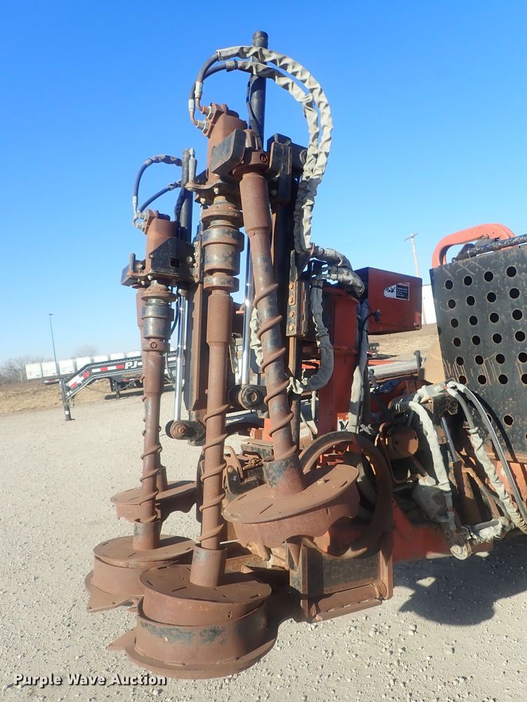 image for item DI7345 2002 Ditch Witch JT4020AT  directional boring unit