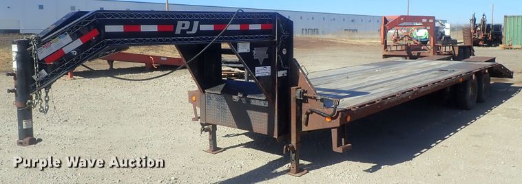image for item DI7348 2013 PJ LD30GN equipment trailer
