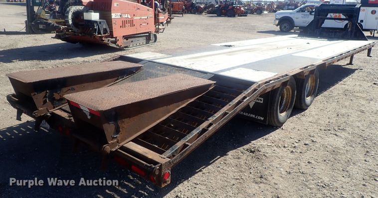 image for item DI7348 2013 PJ LD30GN equipment trailer