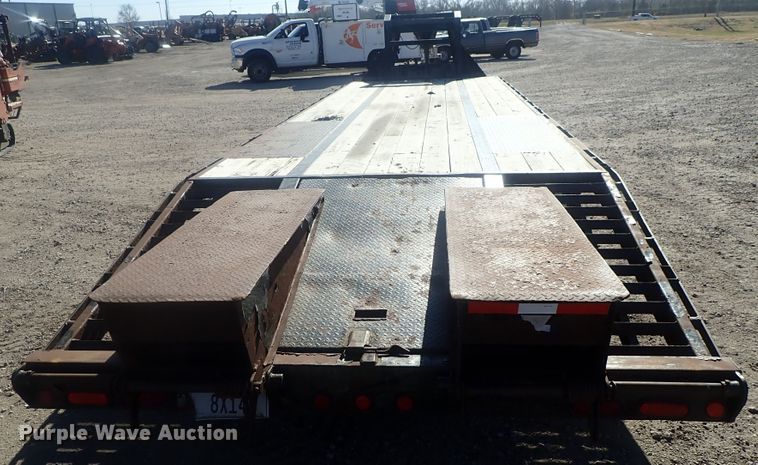 image for item DI7348 2013 PJ LD30GN equipment trailer