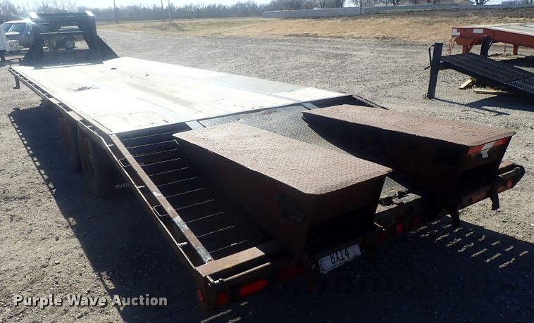 image for item DI7348 2013 PJ LD30GN equipment trailer