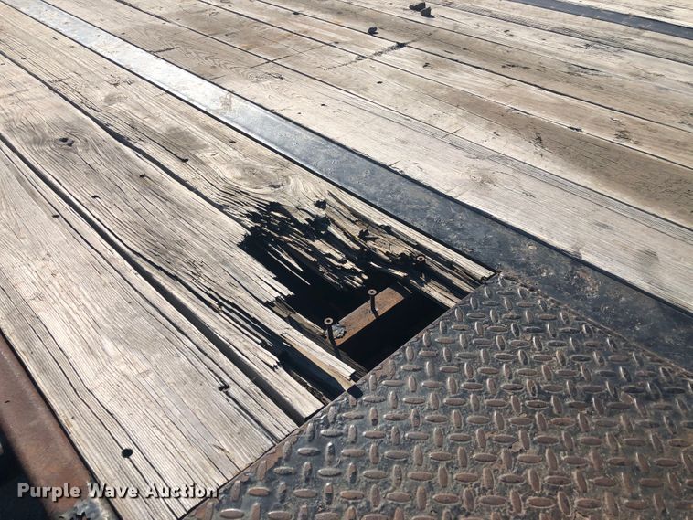 image for item DI7348 2013 PJ LD30GN equipment trailer