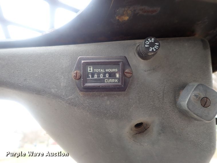 image for item DI7360 Bobcat 530  skid steer loader