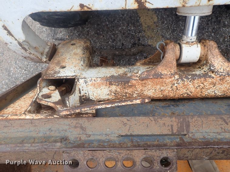 image for item DI7360 Bobcat 530  skid steer loader
