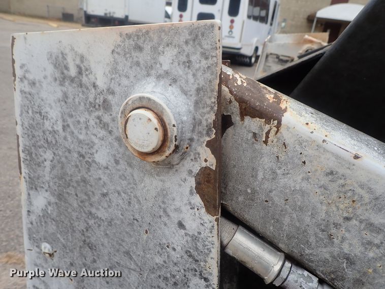 image for item DI7360 Bobcat 530  skid steer loader