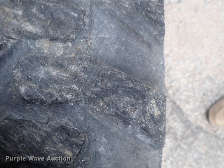 image for item DI7360 Bobcat 530  skid steer loader