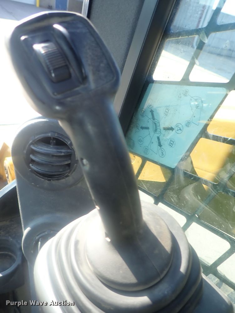 image for item DI7376 2014 Caterpillar 279D  tracked skid steer loader