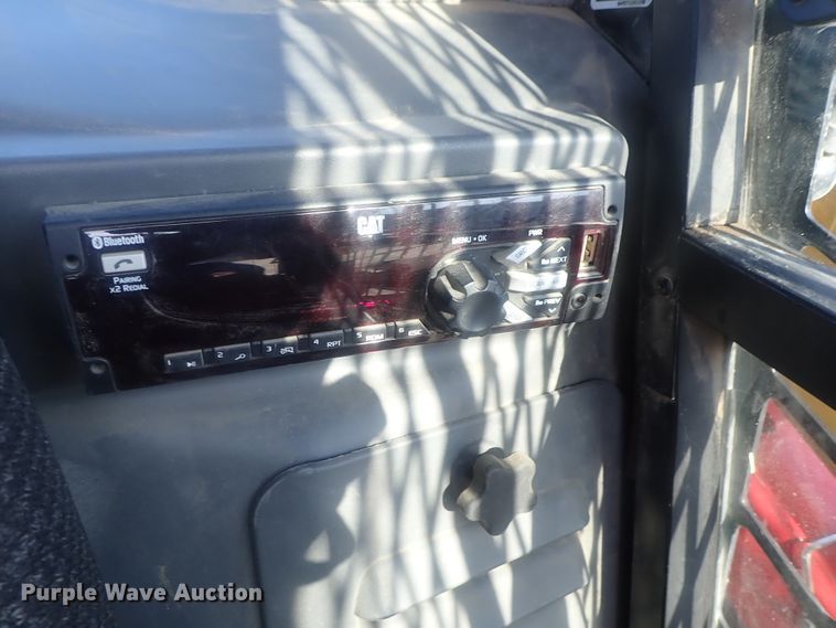 image for item DI7376 2014 Caterpillar 279D  tracked skid steer loader