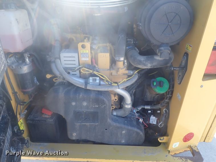 image for item DI7376 2014 Caterpillar 279D  tracked skid steer loader