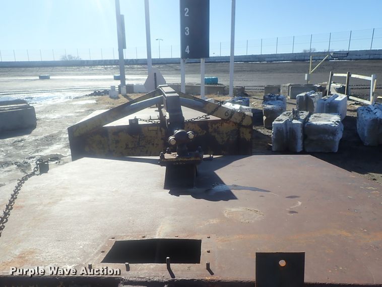 image for item DI7406 Lewis Browning  pneumatic roller