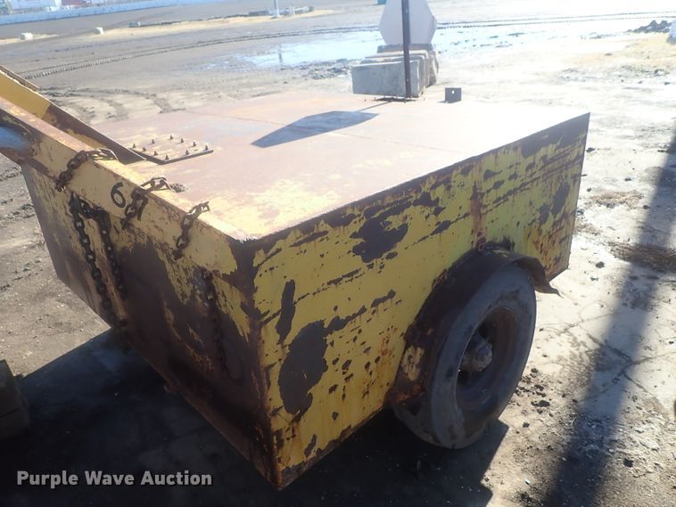 image for item DI7406 Lewis Browning  pneumatic roller