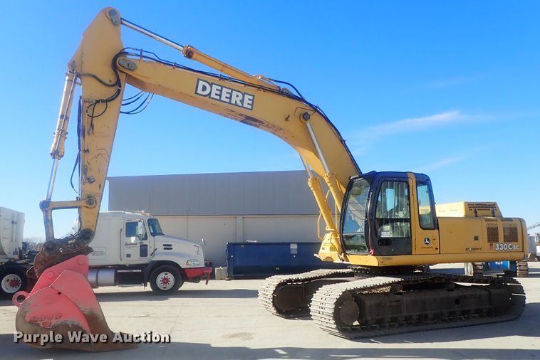image for item DI7414 2005 John Deere 330C LC  excavator