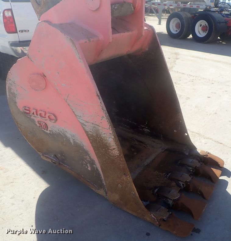 image for item DI7414 2005 John Deere 330C LC  excavator