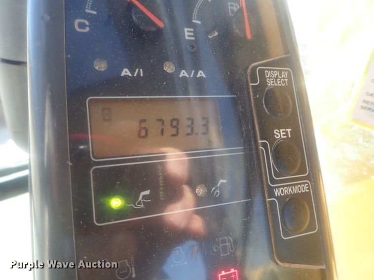 image for item DI7414 2005 John Deere 330C LC  excavator