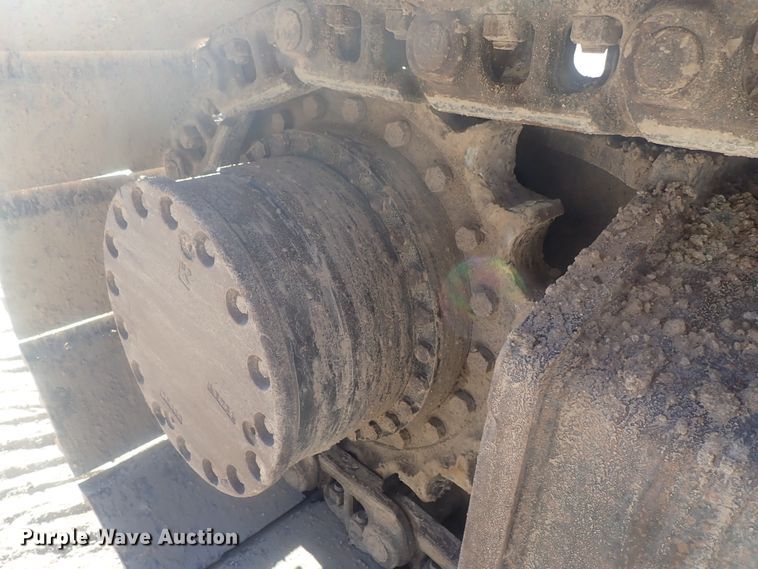 image for item DI7414 2005 John Deere 330C LC  excavator