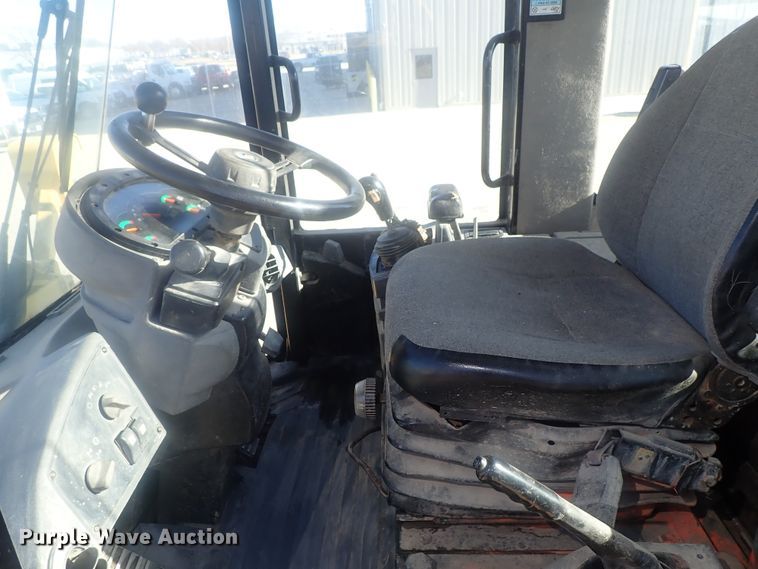 image for item DI7415 2004 Caterpillar 938G  wheel loader