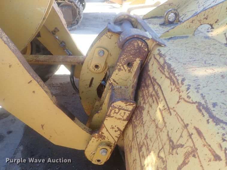 image for item DI7415 2004 Caterpillar 938G  wheel loader